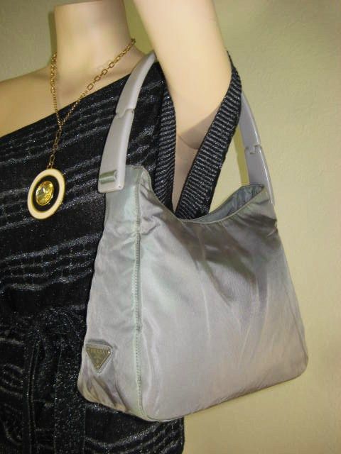 how to spot a fake prada purse - iDigVintage.com - Vintage PRADA Grey Nylon Hobo Shoulder Bag
