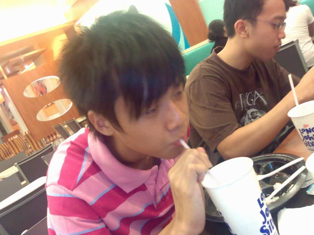 Photo Sharing and Video Hosting at Photobucket