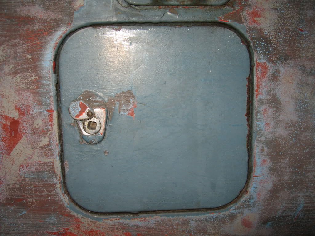 Image may have been reduced in size. Click image to view fullscreen.