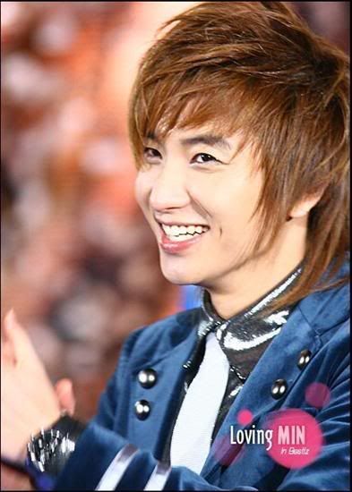 1_224682156l.jpg LeeTeuk image by RikuChanZ 1_224682156l.jpg LeeTeuk image by RikuChanZ