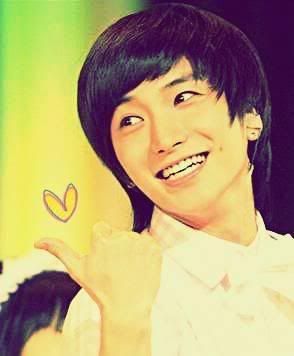1_516688510l.jpg LeeTeuk image by RikuChanZ 1_516688510l.jpg LeeTeuk image by RikuChanZ