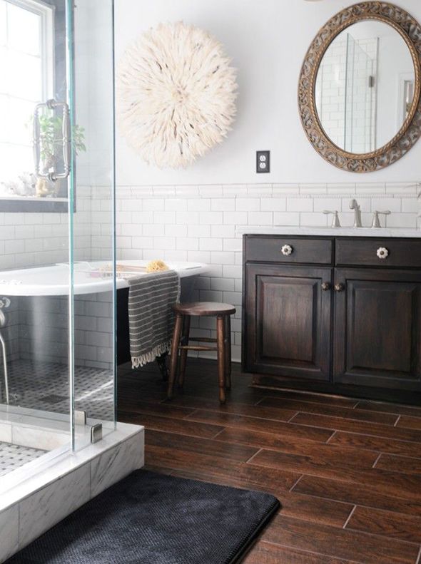 Choosing Wood Look Porcelain Tiles As A New Option For Bathroom