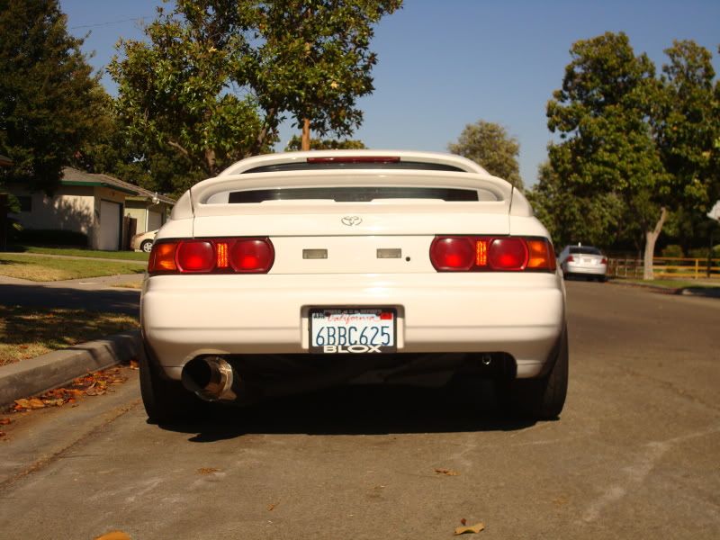 White Mr2