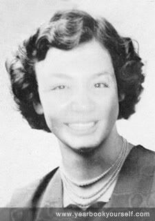 http://i224.photobucket.com/albums/dd42/SelfishAlma/1952.jpg