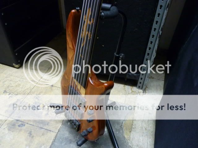 Warmoth Gecko Custom 6 String Bass Guitar w Basslines pickups w Hard 