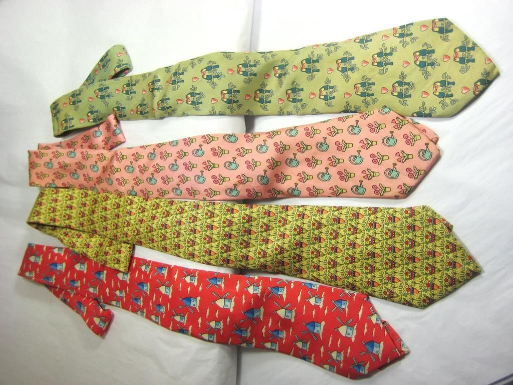 iDigVintage.com - Lot 4 Vintage HERMES Silk Ties Tie Floral Birds