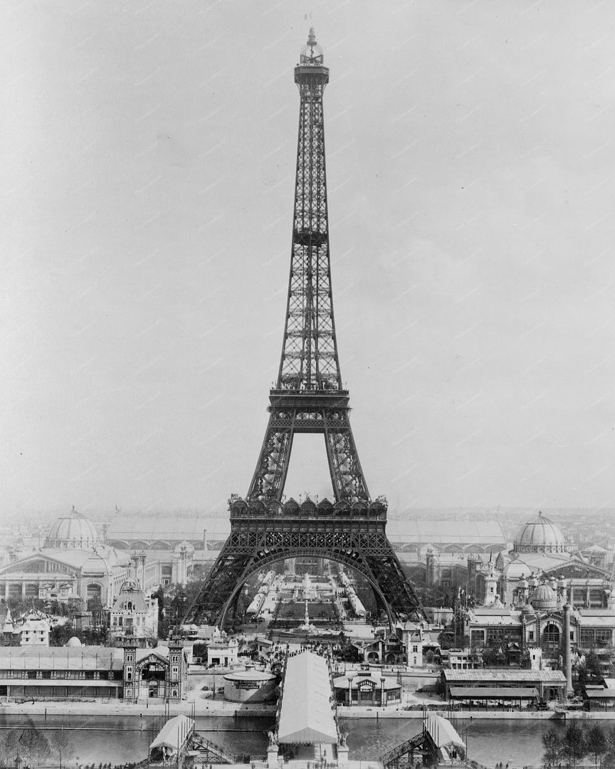  photo EiffelTowerParisExposition1889b.jpg